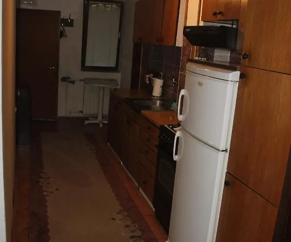 Enjoy The In Apartman